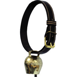 Řemen kožený zdobený pro pastevní zvonce 47 x 125 cm