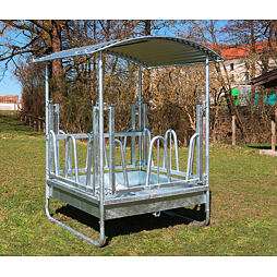 Hranaté příkrmiště pro skot a koně 1,5 x 1,5 x 2,4 m