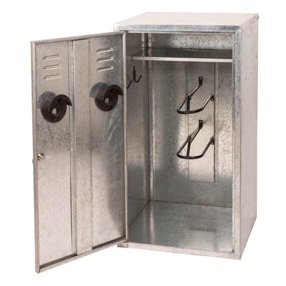 Věšák na sedlo pro uložení sedla do skříně