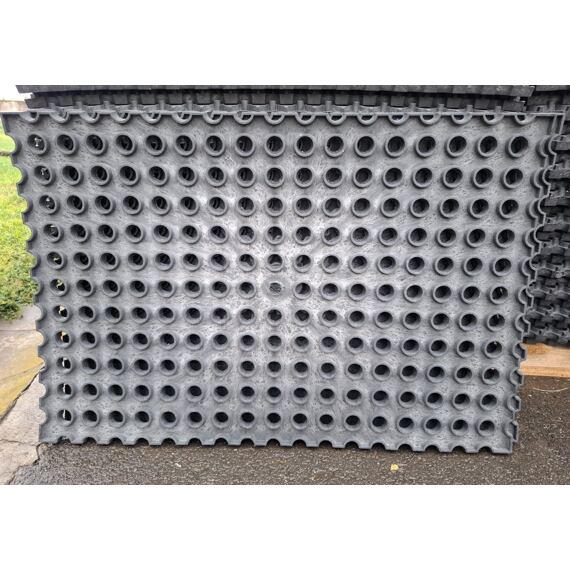 Rohož děrovaná 115 x 75 x 4 cm