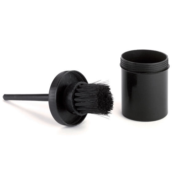 Štětec na olej na kopyta včetně dózy